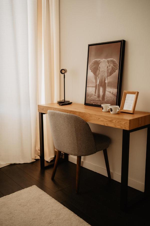 Huize Schaberg Bed and Breakfast Borgloon Exterior foto